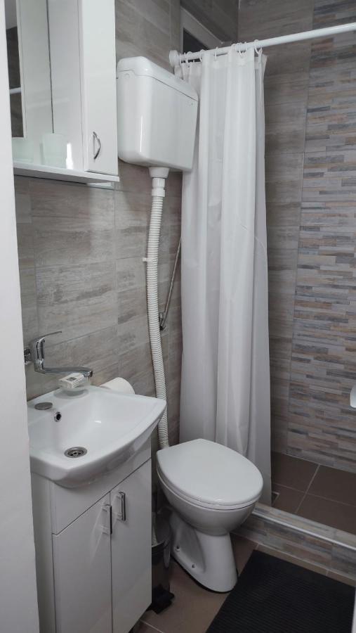 Airport Apartment Air Surčin Екстериор снимка