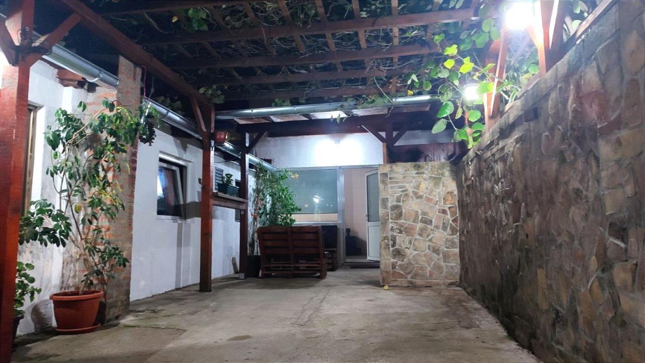 Airport Apartment Air Surčin Екстериор снимка